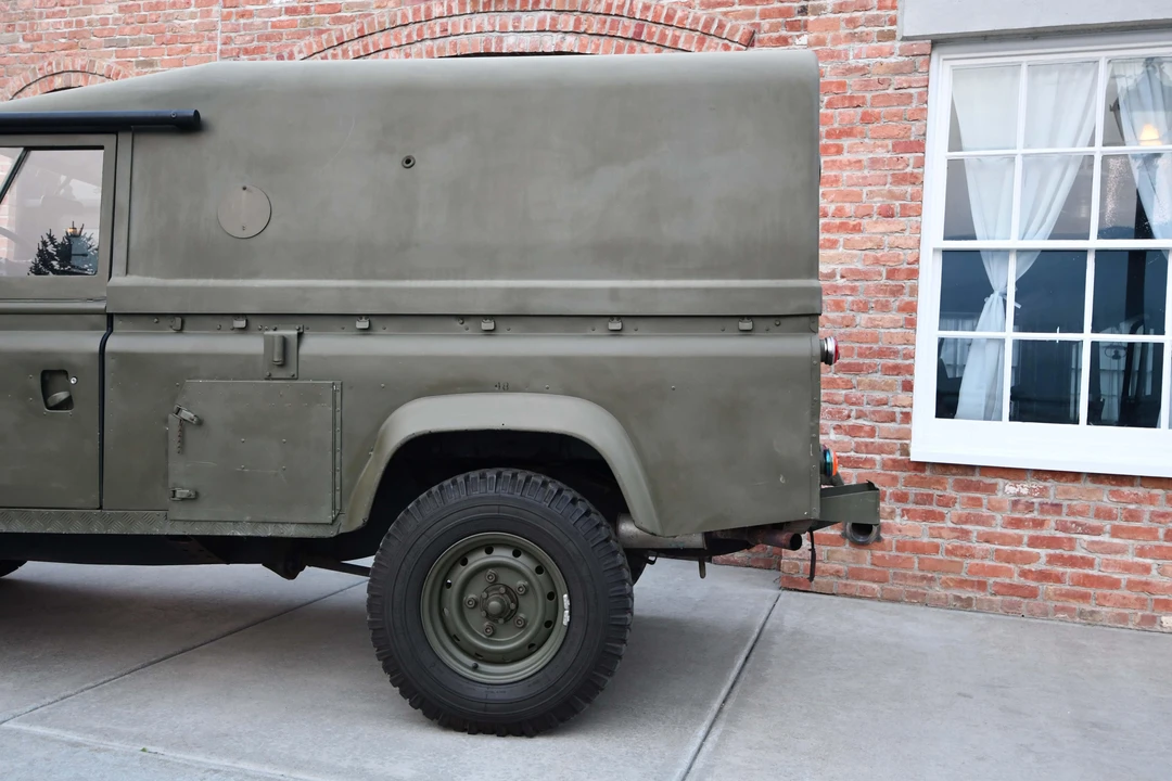 1986 Land Rover Defender 110 - Image 21 of 31