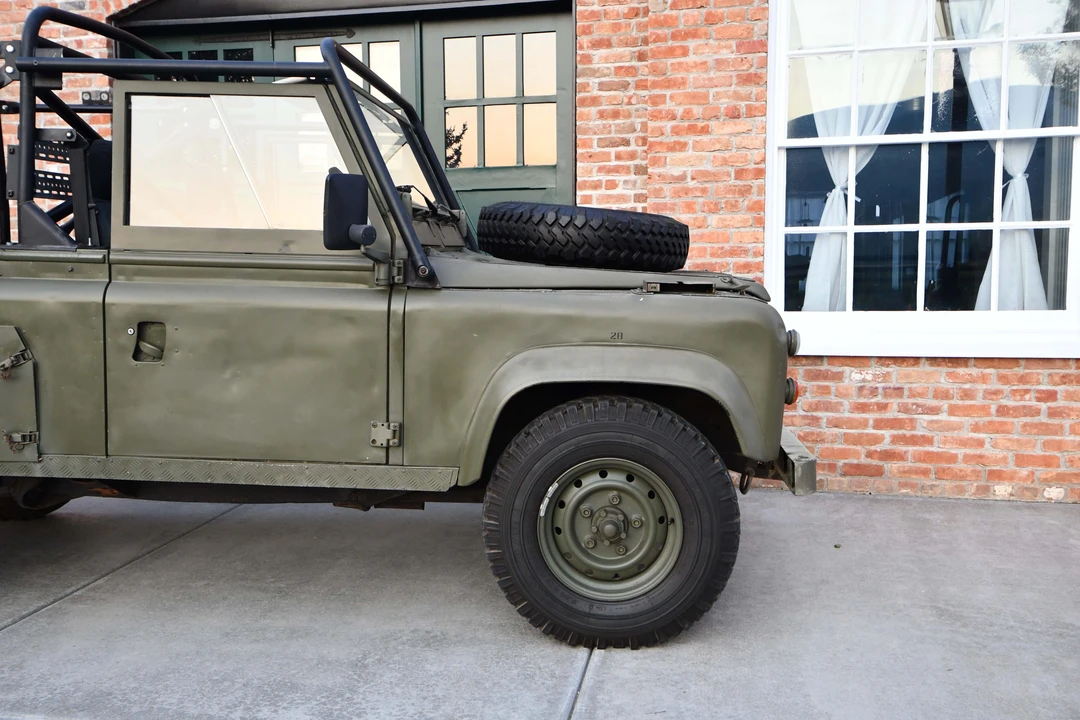 1986 Land Rover Defender 110 - Image 31 of 31