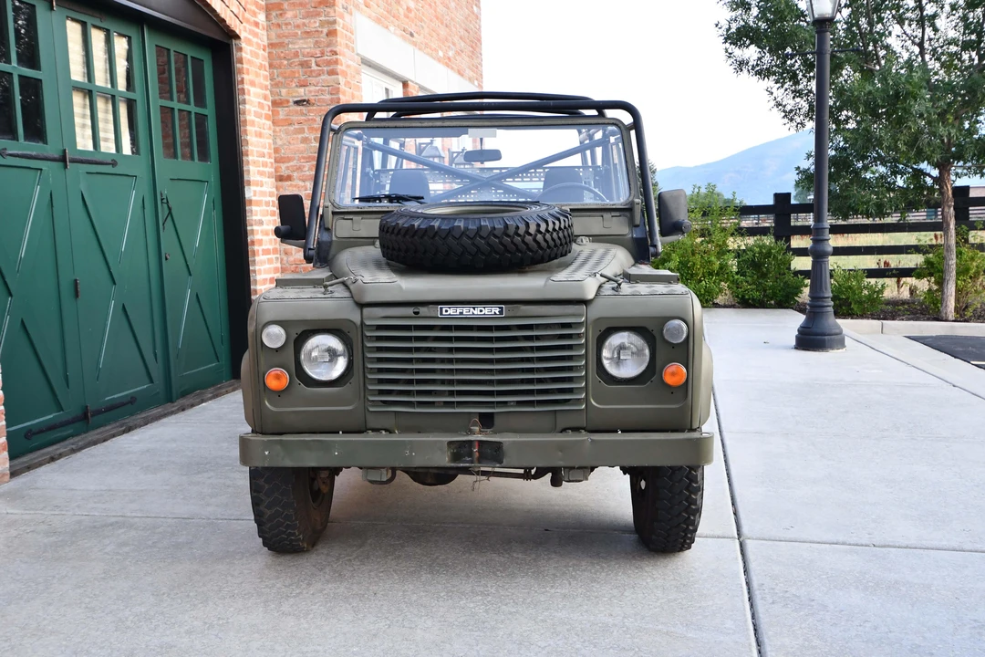 1986 Land Rover Defender 110 - Image 12 of 31