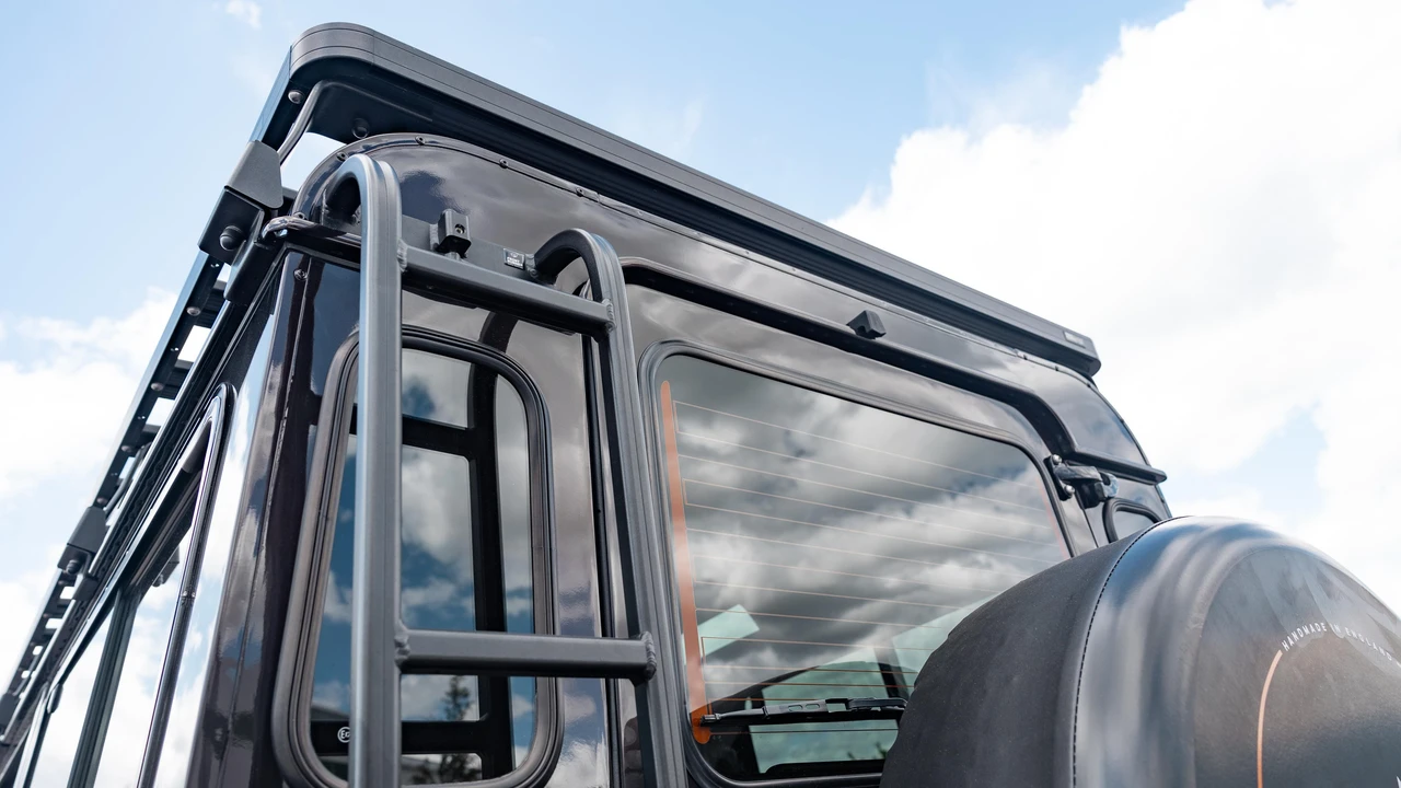 1986 Land Rover Defender 110 - Image 15 of 31