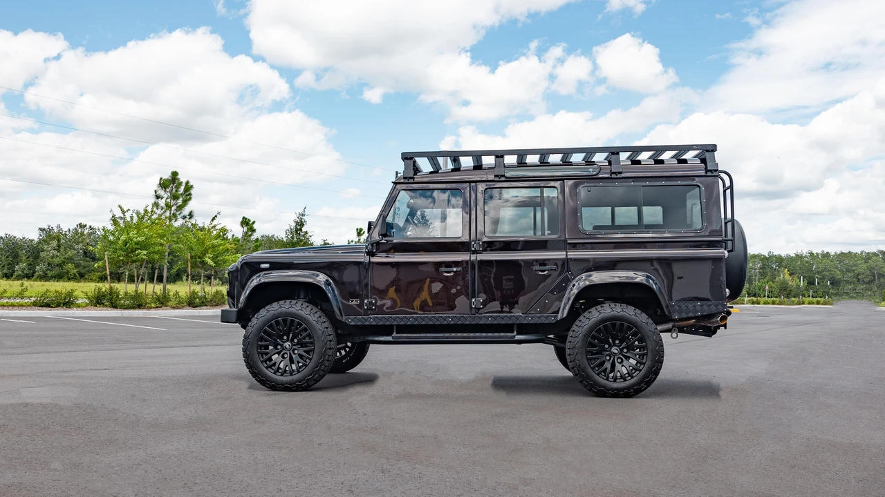 1986 Land Rover Defender 110 - Image 6 of 31