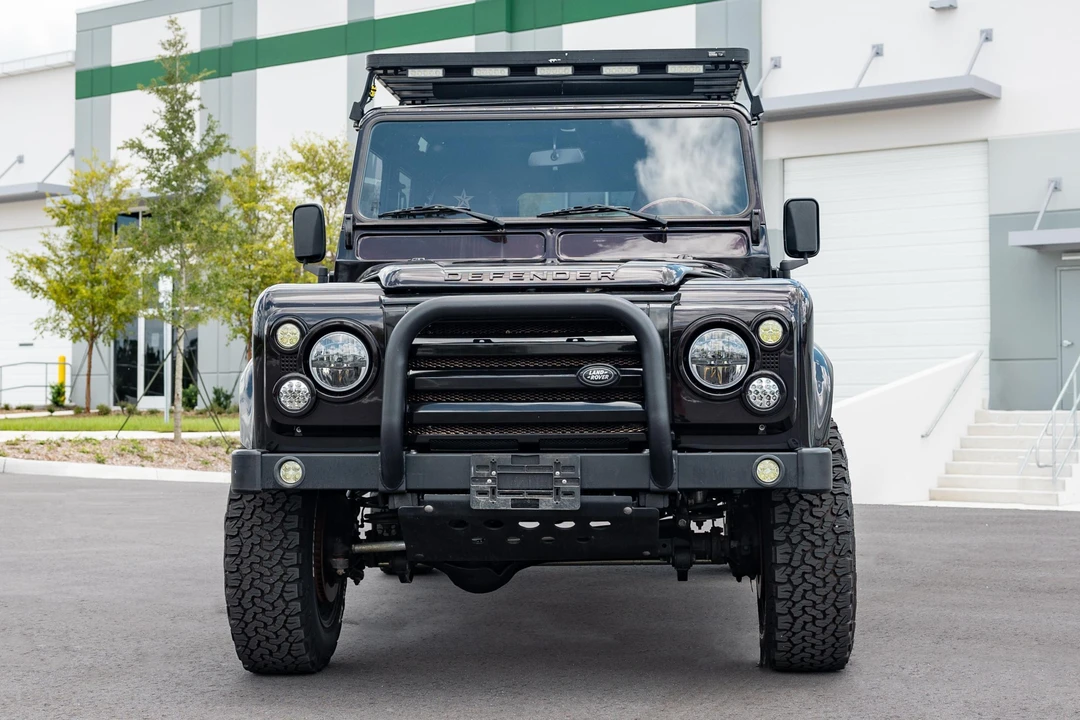 1986 Land Rover Defender 110 - Image 2 of 31