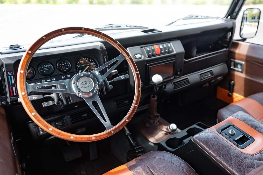 1986 Land Rover Defender 110 - Image 22 of 31