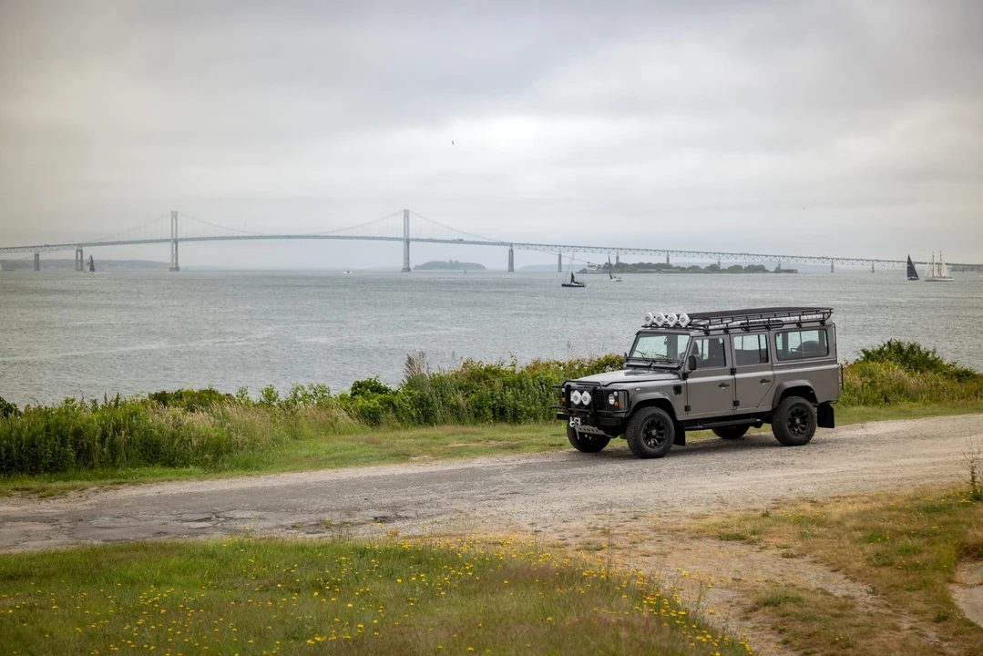 1986 Land Rover Defender 110 - Image 4 of 31