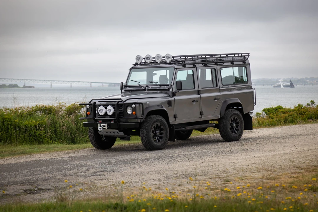 1986 Land Rover Defender 110 - Image 11 of 31