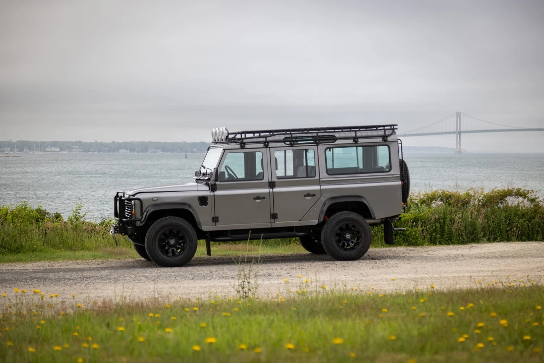 1986 Land Rover Defender 110 - Image 2 of 31