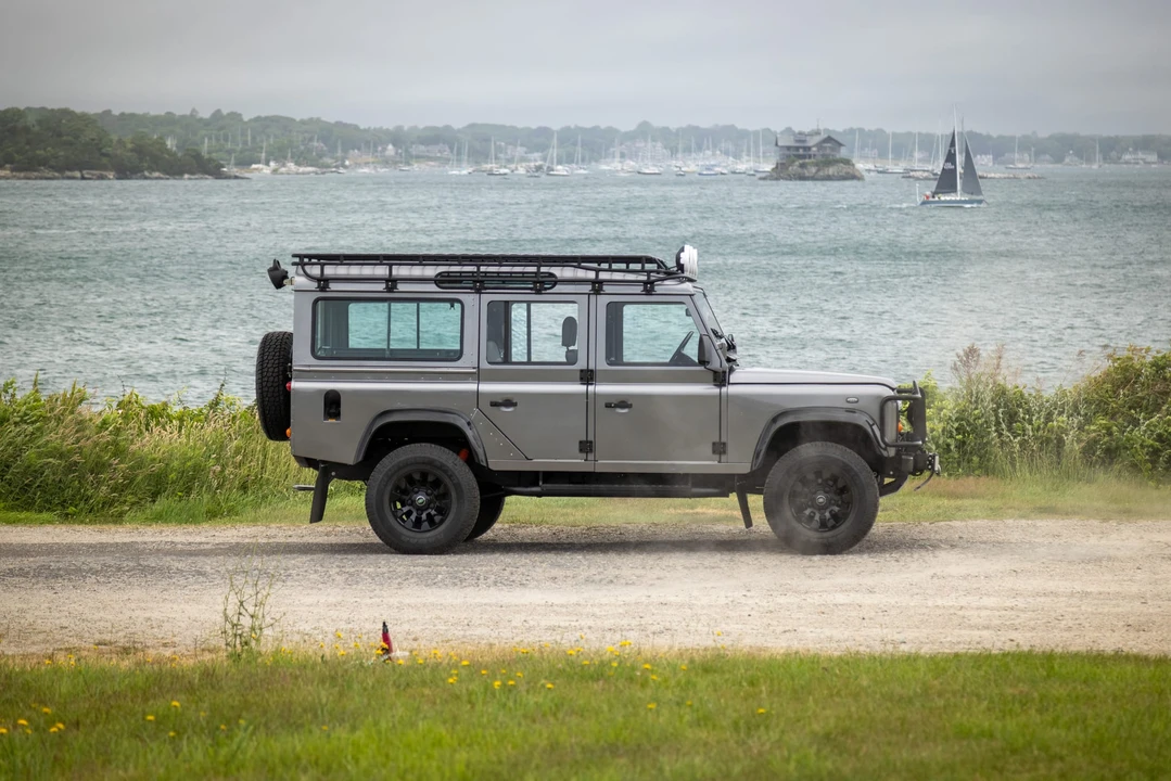 1986 Land Rover Defender 110 - Image 29 of 31