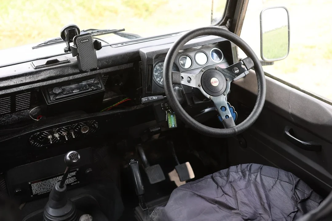 1986 Land Rover Defender 90 - Image 6 of 30