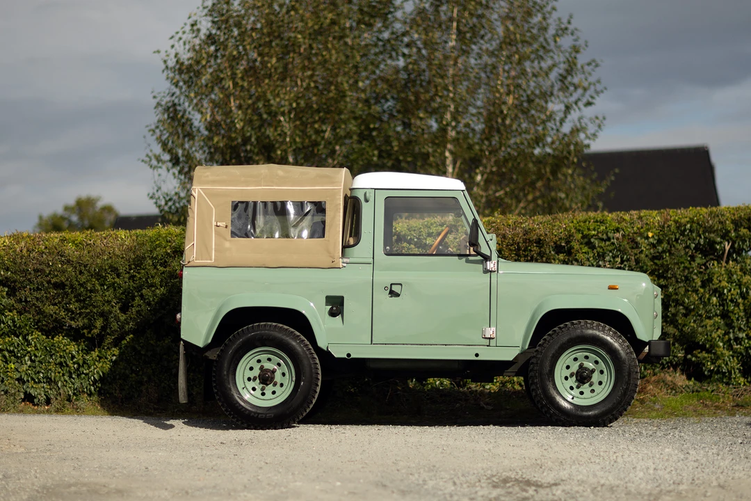 1986 Land Rover Defender 90 - Image 8 of 31