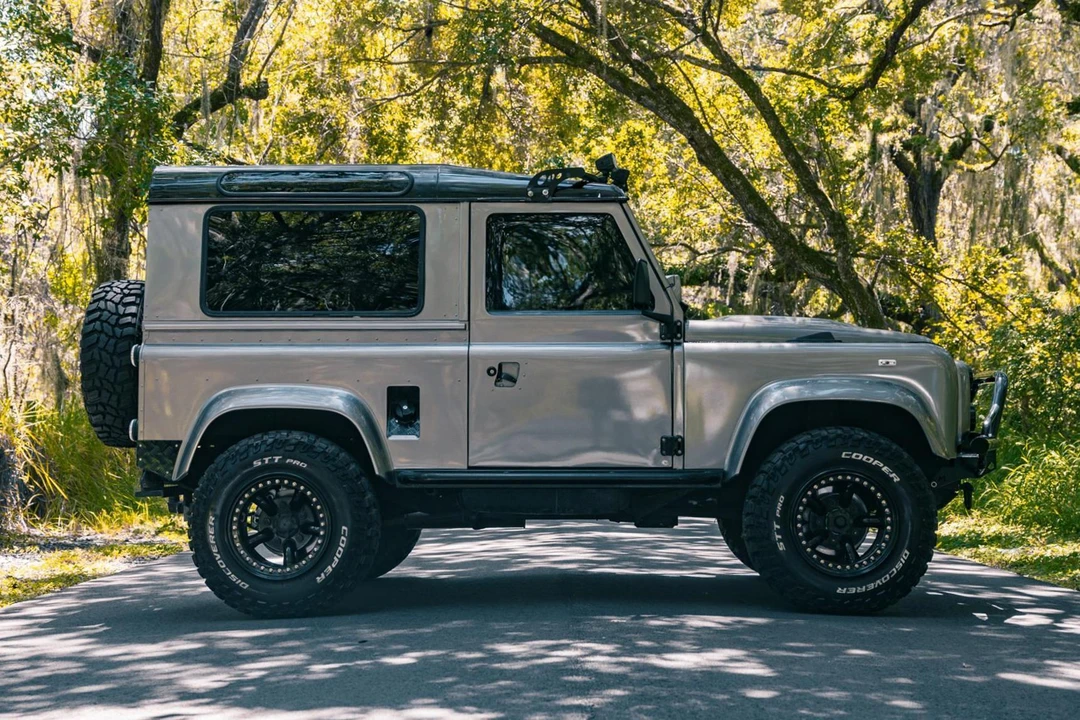 1986 Land Rover Defender 90 - Image 3 of 31