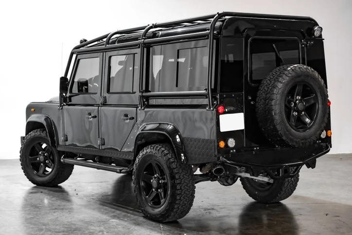 1986 Land Rover Defender 110 - Image 6 of 8
