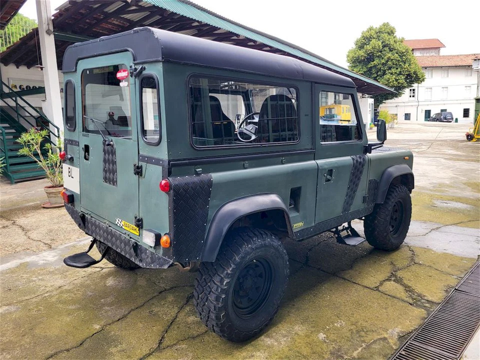 1986 Land Rover Defender - Image 9 of 31