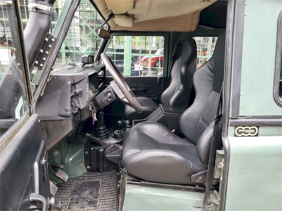 1986 Land Rover Defender - Image 15 of 31