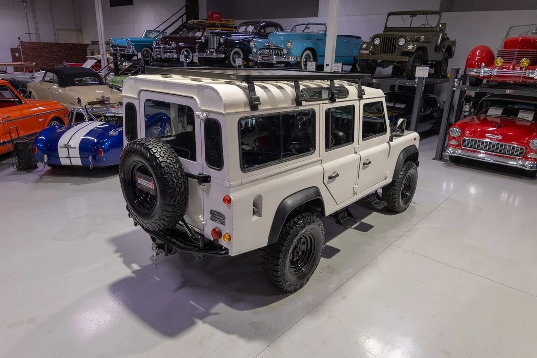 1986 Land Rover Defender - Image 11 of 31