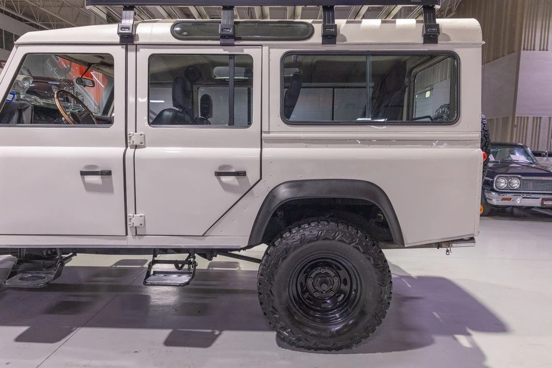 1986 Land Rover Defender - Image 25 of 31