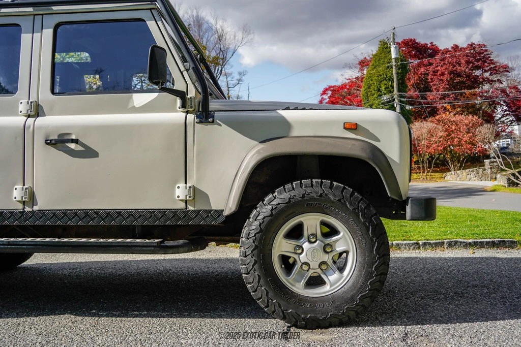 1986 Land Rover Defender 110 - Image 11 of 12