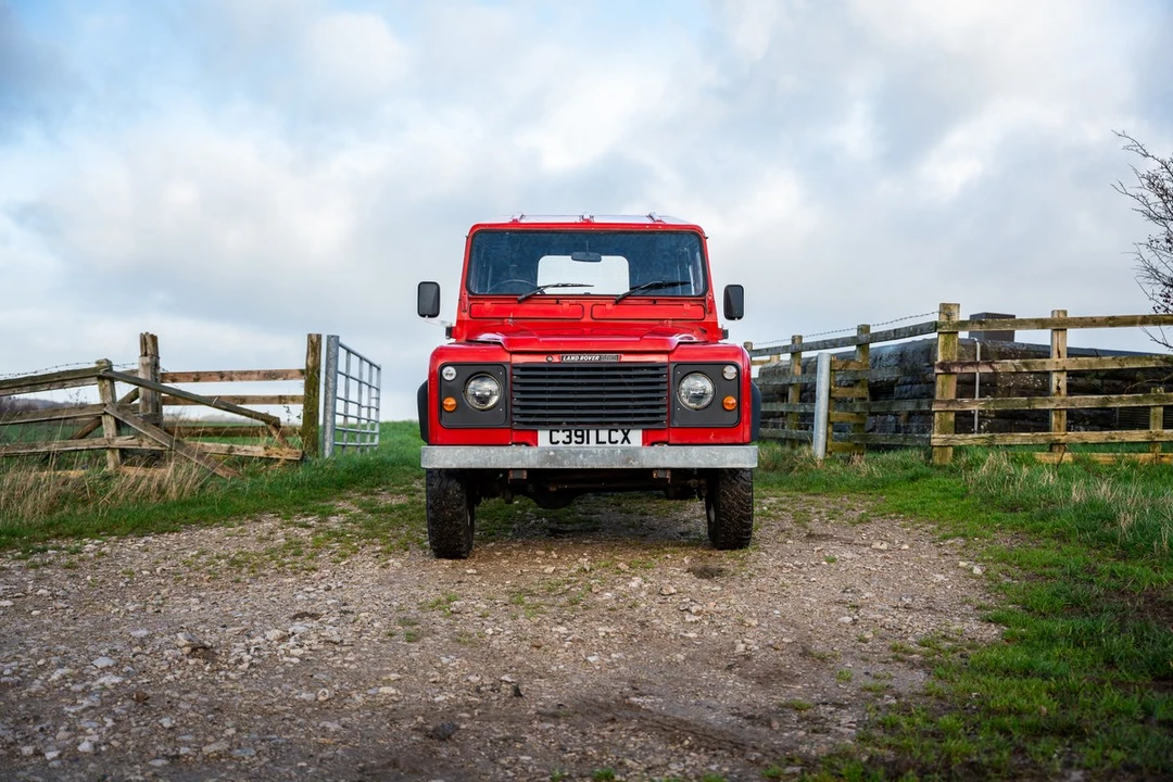 1986 Land Rover Defender 110 - Image 7 of 30