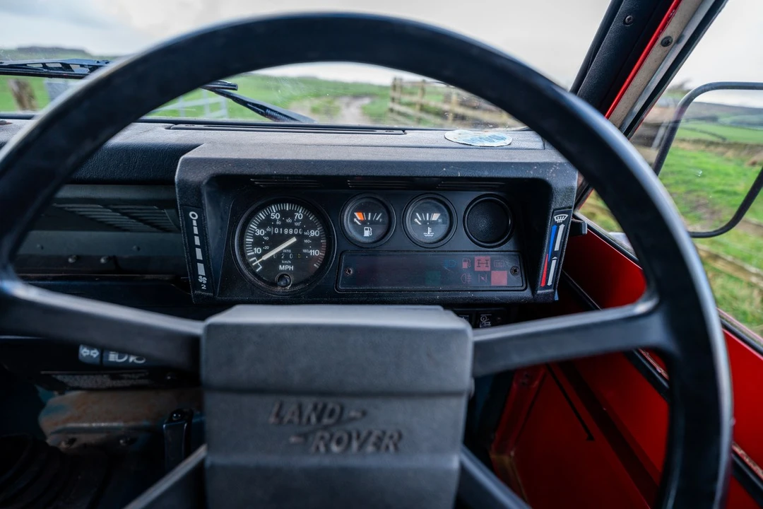 1986 Land Rover Defender 110 - Image 21 of 30