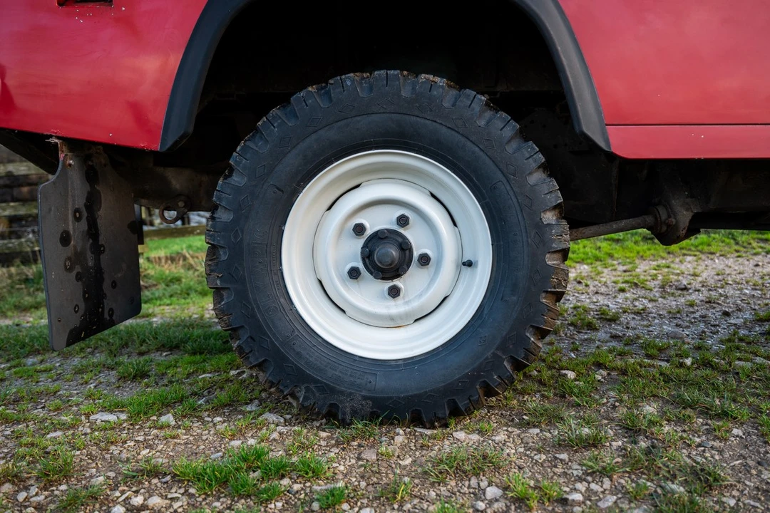 1986 Land Rover Defender 110 - Image 15 of 30