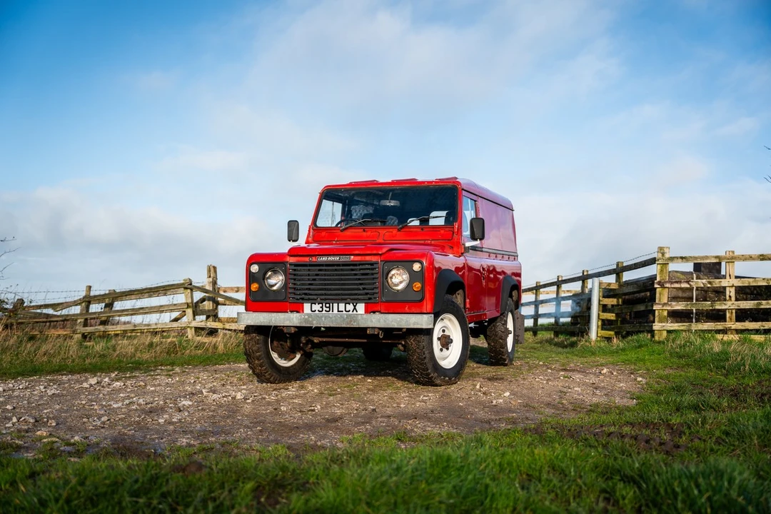 1986 Land Rover Defender 110 - Image 3 of 30