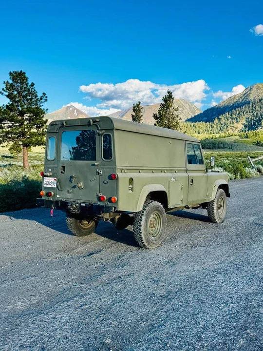 1986 Land Rover Defender 110 - Image 11 of 20