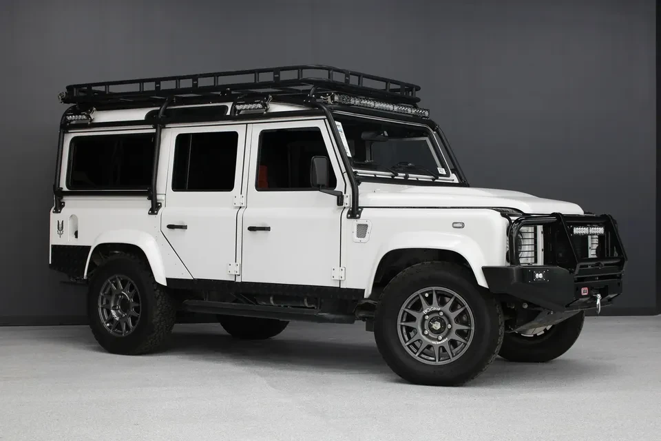 1986 Land Rover Defender 110 - Image 4 of 20