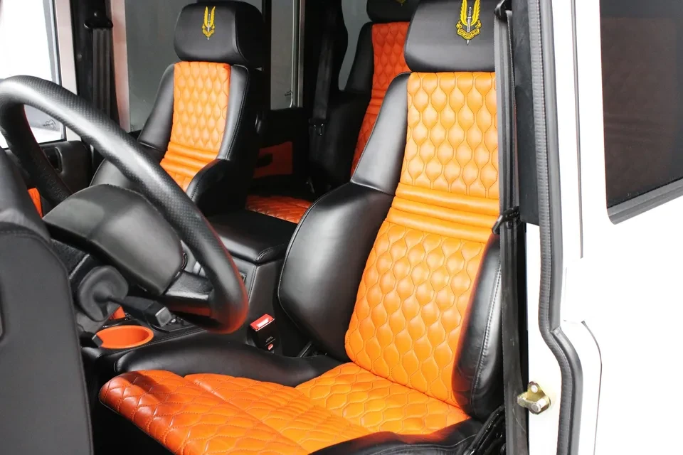 1986 Land Rover Defender 110 - Image 13 of 20