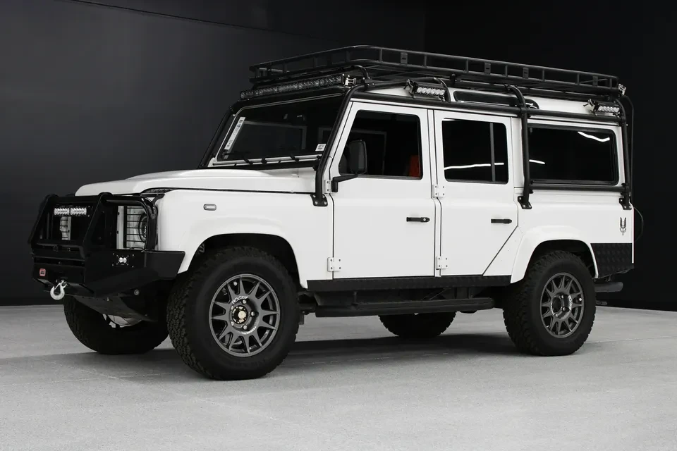 1986 Land Rover Defender 110 - Image 5 of 20