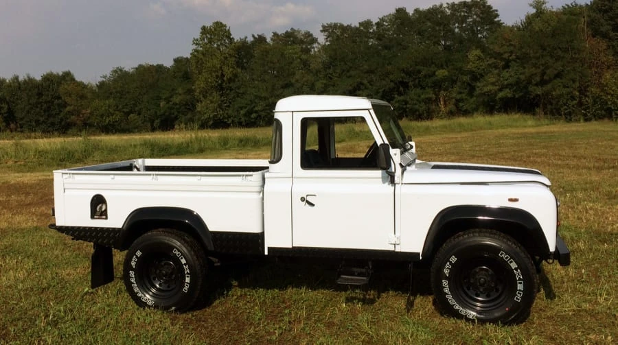 1986 Land Rover Defender 110 - Image 2 of 11