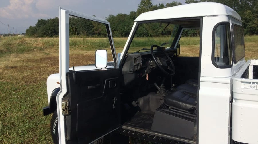 1986 Land Rover Defender 110 - Image 5 of 11