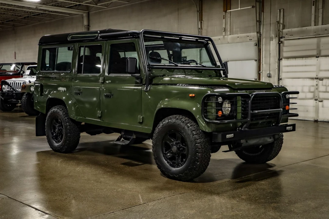 1986 Land Rover Defender 110 - Image 2 of 15