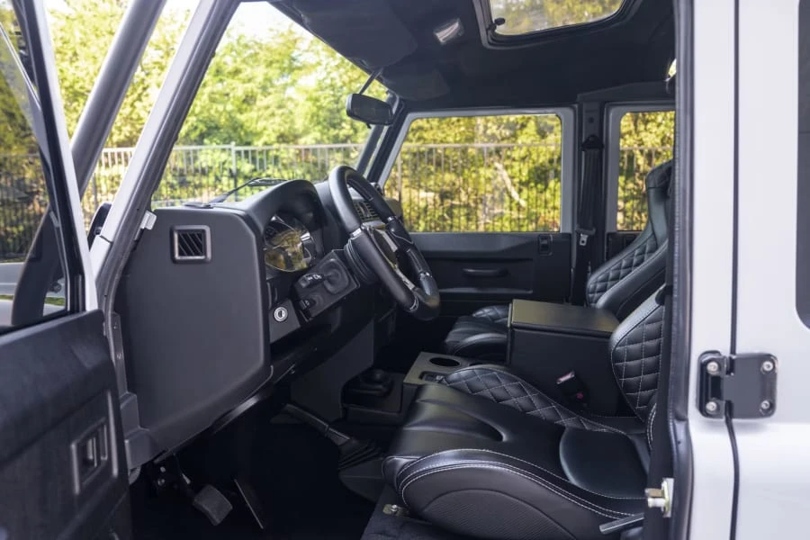 1986 Land Rover Defender 110 - Image 13 of 30