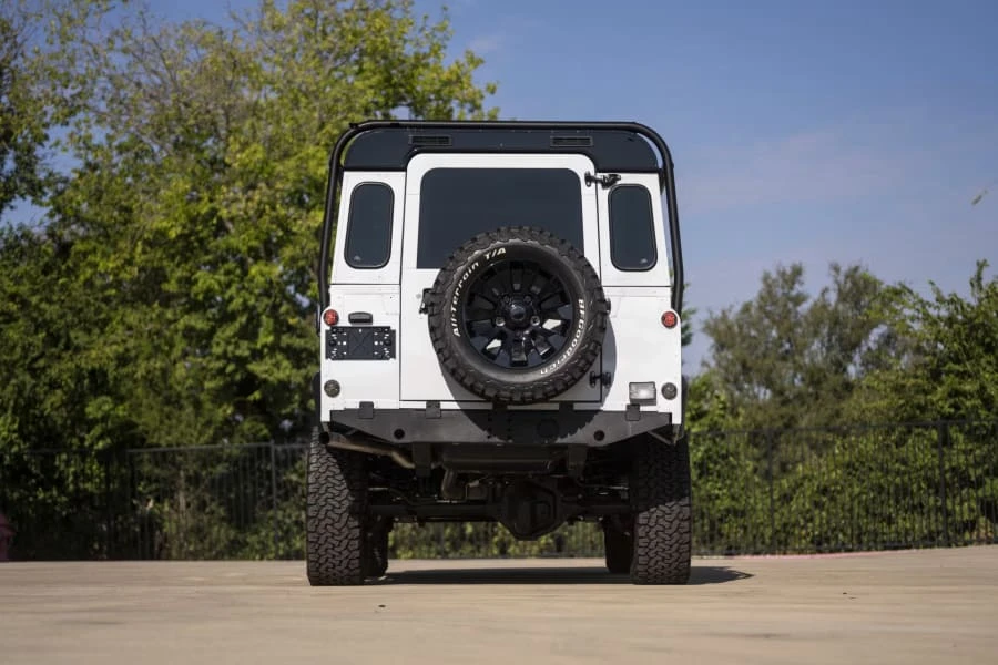 1986 Land Rover Defender 110 - Image 5 of 30