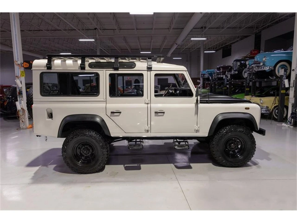 1986 Land Rover Defender 110 - Image 14 of 31