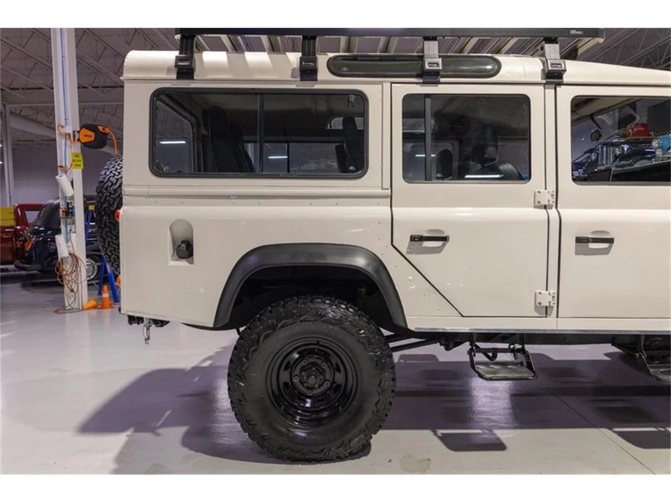 1986 Land Rover Defender 110 - Image 23 of 31