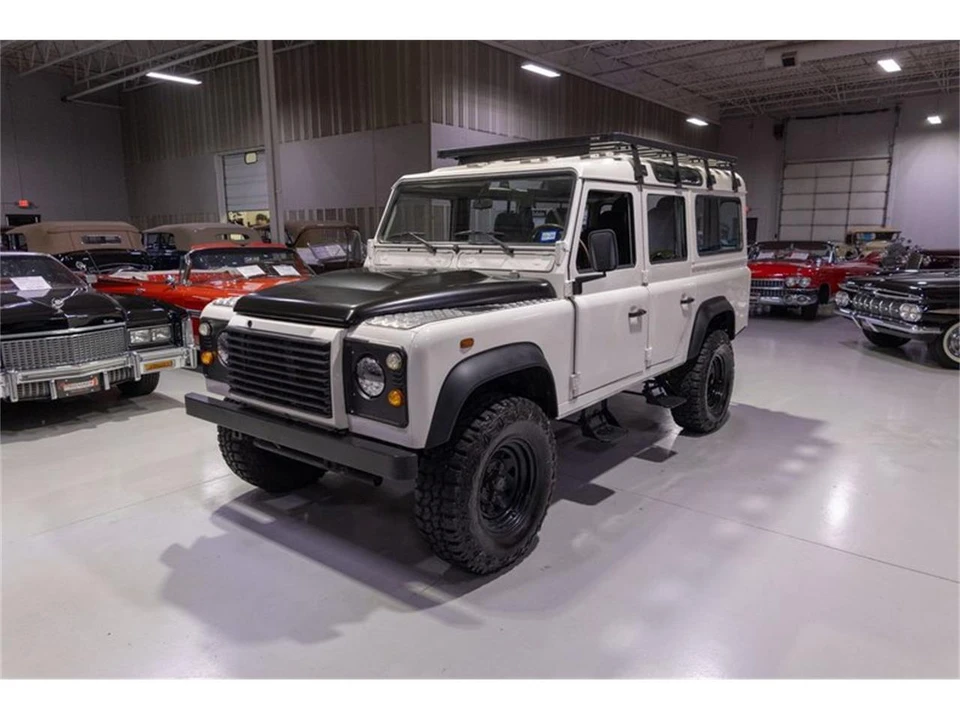 1986 Land Rover Defender 110 - Image 11 of 31
