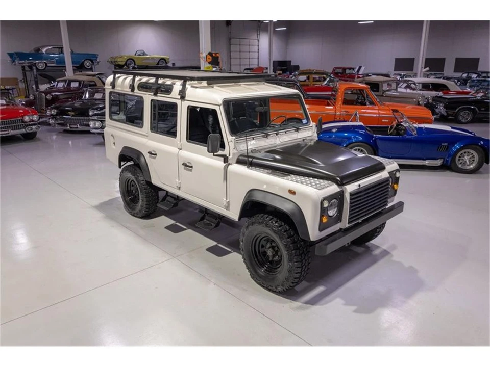 1986 Land Rover Defender 110 - Image 5 of 31