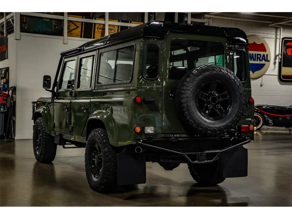 1986 Land Rover Defender 110 - Image 19 of 31