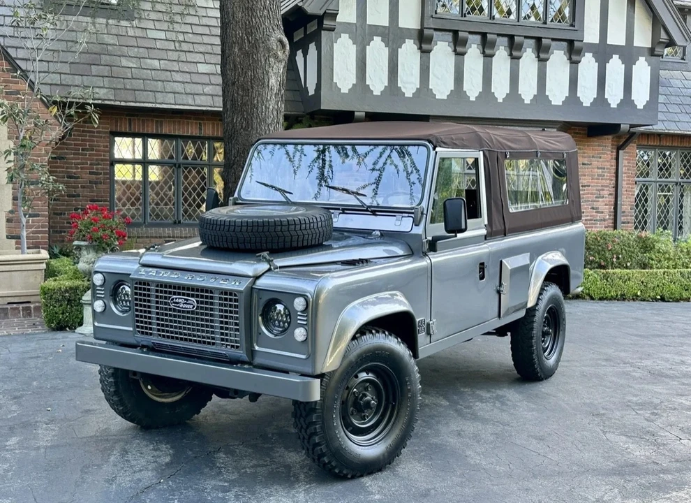 1986 Land Rover Defender 110 - Image 9 of 21