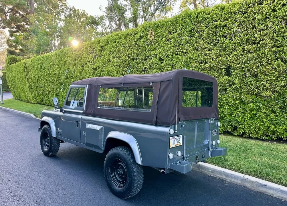 1986 Land Rover Defender 110 - Image 5 of 21