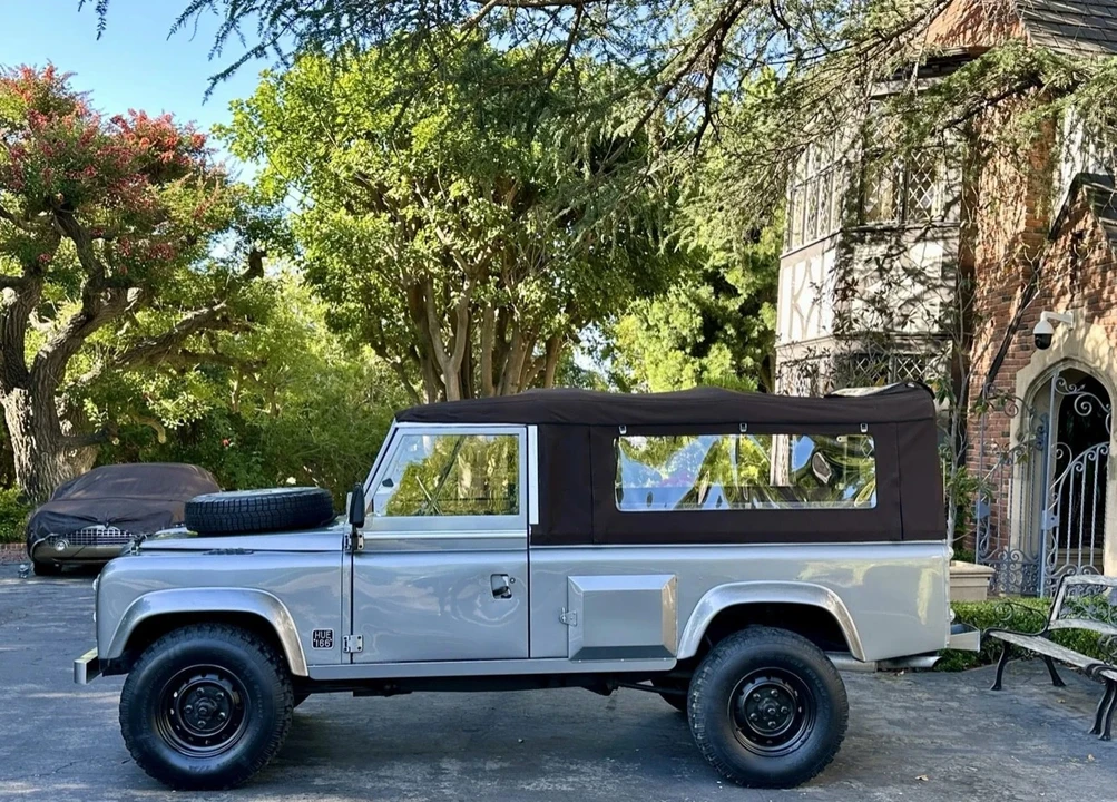 1986 Land Rover Defender 110 - Image 10 of 21