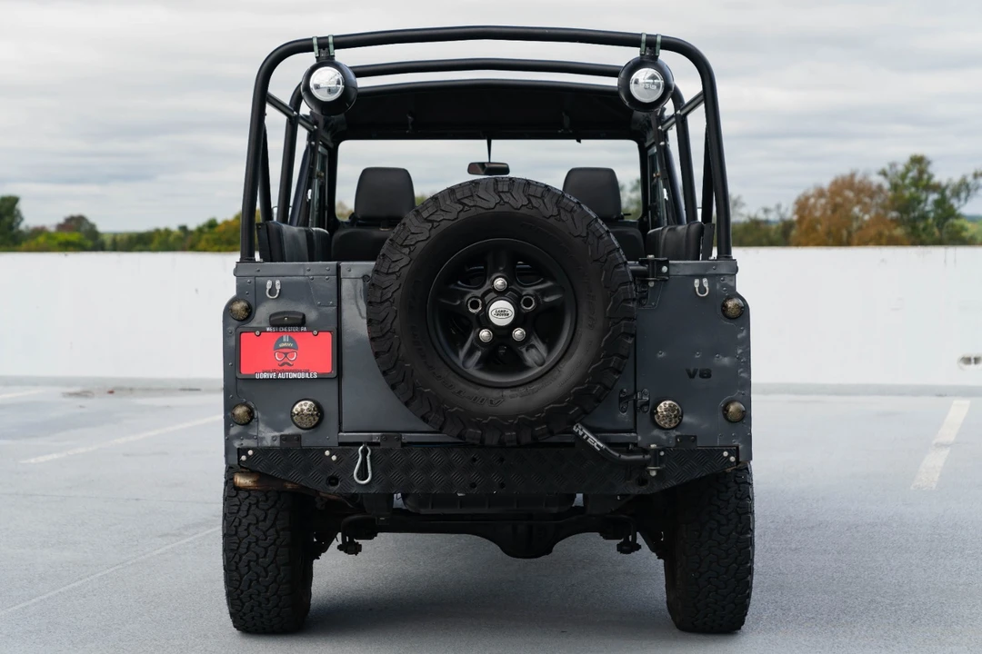 1986 Land Rover Defender 110 - Image 11 of 21