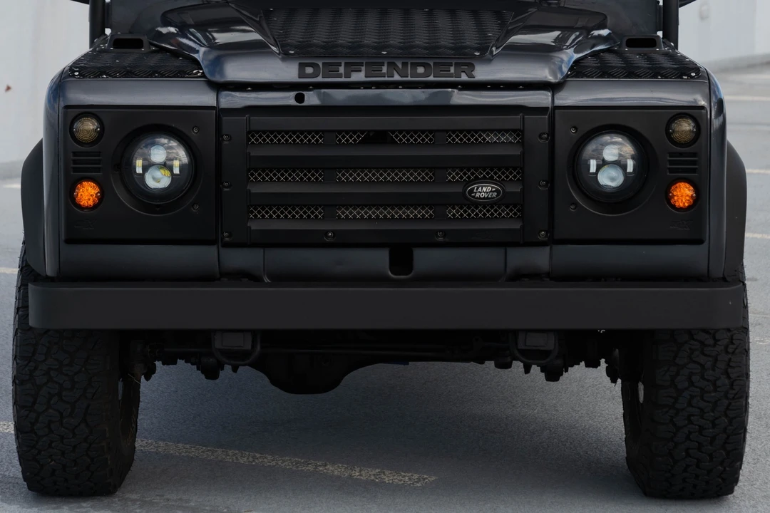 1986 Land Rover Defender 110 - Image 3 of 21