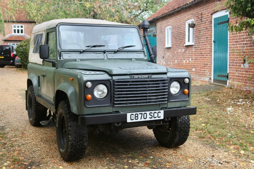 1986 Land Rover Defender 90 - Image 2 of 30