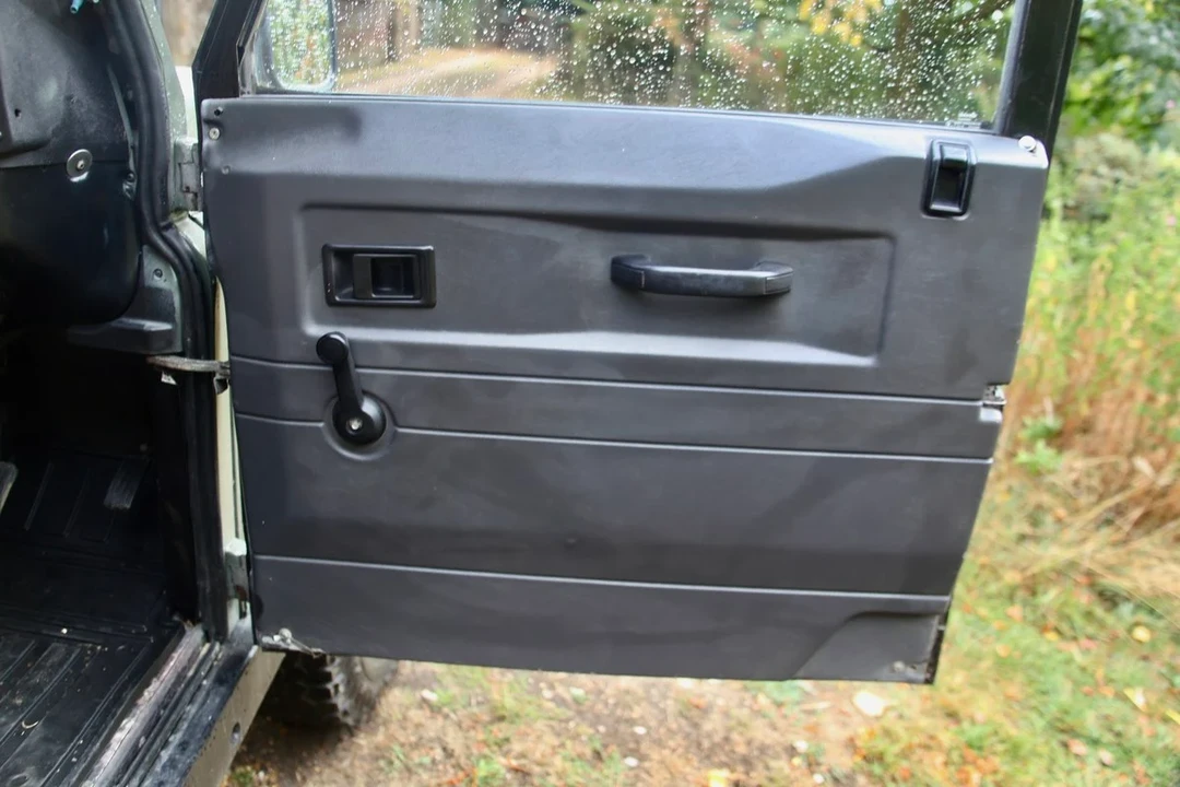 1986 Land Rover Defender 90 - Image 23 of 30