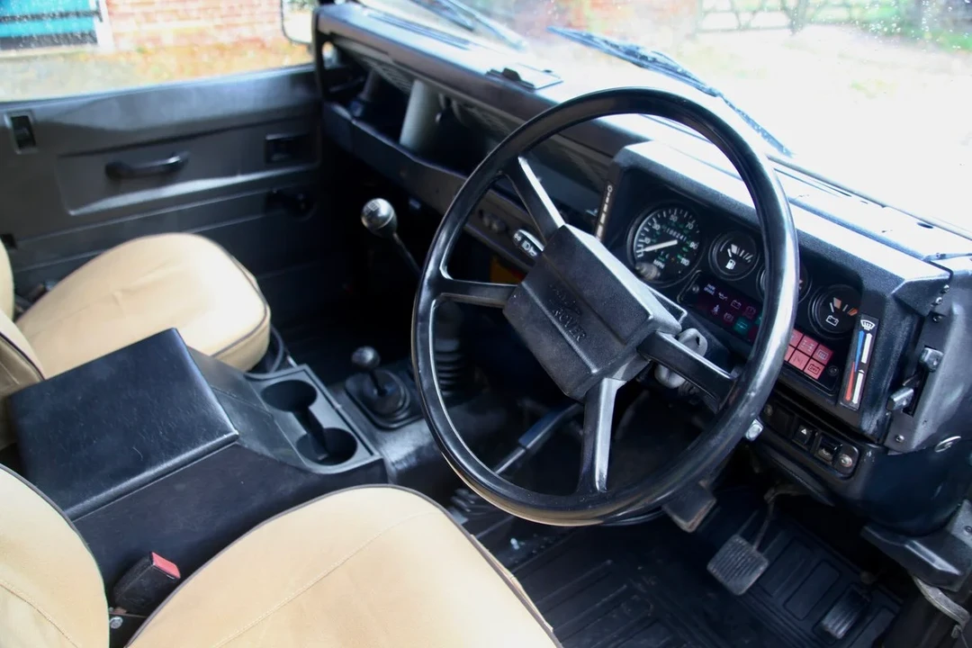 1986 Land Rover Defender 90 - Image 28 of 30