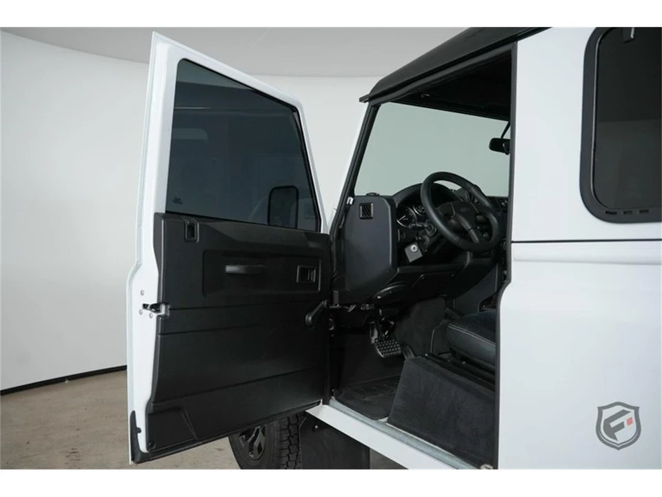 1986 Land Rover Defender 90 - Image 11 of 31