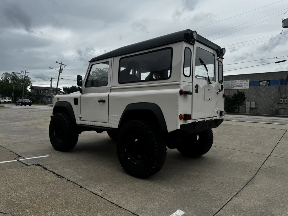 1986 Land Rover Defender 90 - Image 17 of 27