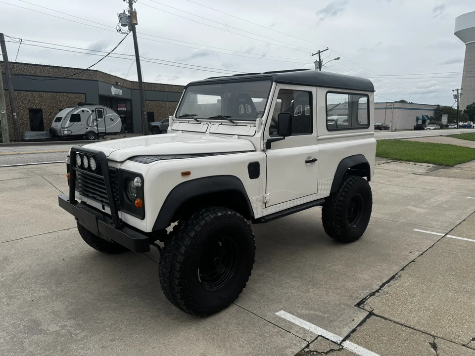 1986 Land Rover Defender 90 - Image 3 of 27