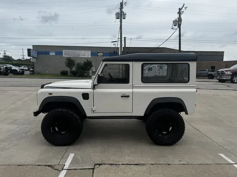 1986 Land Rover Defender 90 (Truck) Base